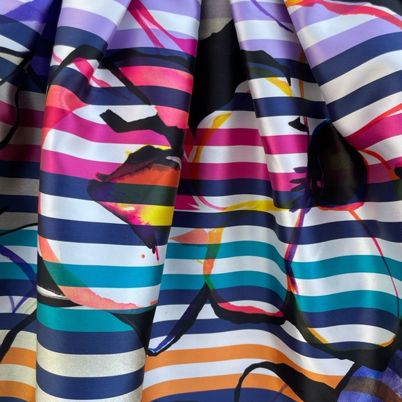 Parisian dream Size 4-6 midi-length full skirt - Picture 6 of 8